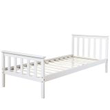 Dřevěná postel 90x200 bílá